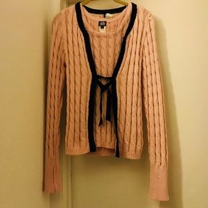 NWT Unique Dillard’s Sweater